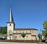 Romanische Pfarrkirche 12. Juni 2016, visitluxembourg.com Manner wéi näischt