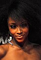 Yaya DaCosta interpreta April Sexton