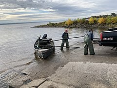 Rampe de mise à l'eau, pêcheurs commerciaux