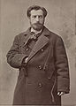 O escultor francés Frédéric Auguste Bartholdi.