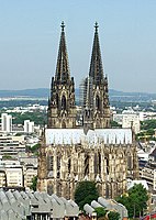 Deutsch: Ostansicht, Blick von der Aussichtsplattform des Köln Triangles (2006) English: View from KölnTriangle-observation desk to the east side (2006)