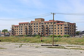 Building on Long Beach boardwalk