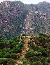 Cerro atezarrado este en el Shincal de Quimivil