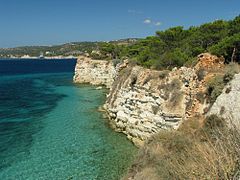 Cliffs and town of Souda.jpg