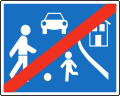9d: End of a residential street