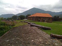 CAÑONES FORTALEZA SANTA BARBARA - panoramio - stanleyatala.jpg