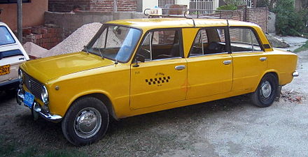 Taxi, Cuba (Lada Limousine)