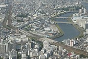 梅田貨物線との線路共用区間、東海道本線との分岐部、南吹田駅、神崎川橋梁