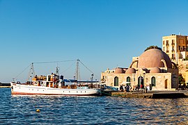 Mosque Küçük Hasan in Chania, Greece.jpg