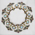 René Lalique, necklace with gold, enamel, opals, amethysts, ca. 1897–99