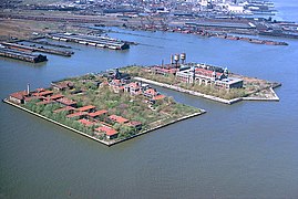 Ellis island air photo.jpg