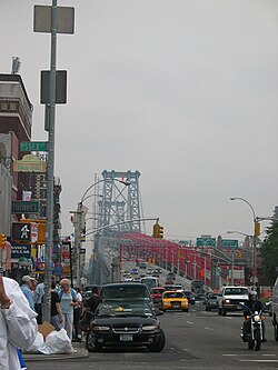 Williamsburg Bridge nähtynä Manhattanilta