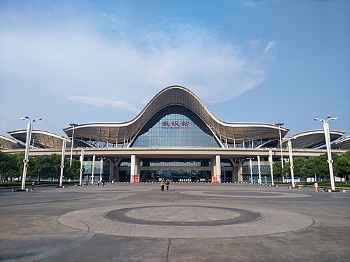 Gare de Wuhan, réservée aux trains à grande vitesse CRH/CR.