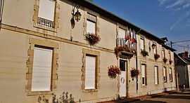 The town hall in Jouet-sur-l'Aubois