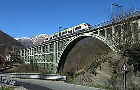 Train sur la ligne Turin - Ceres