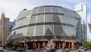 Le James R. Thompson Center vu depuis le Richard J. Daley Center.