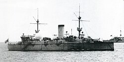 日本最初の防護巡洋艦「浪速」。