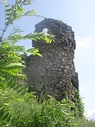 Khust castle - Round tower.jpg