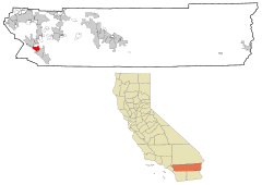 Lage von Wildomar im Riverside County (oben) und in Kalifornien (unten)