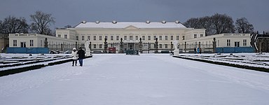 El edificio del palacio de "Schloss Herrenhausen".