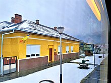 link=//commons.wikimedia.org/wiki/Category:Lacu Crișului train station