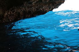Wasser in der Blauen Grotte