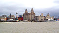 Liverpools skyline set fra floden Mersey