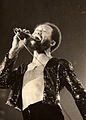 Maurice White in 1975 overleden op 4 februari 2016