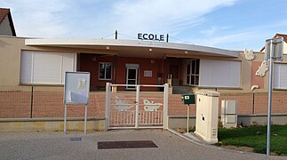 Pradines - École.jpg