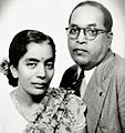 Ambedkar vaimonsa Savitan kanssa vuonna 1948.