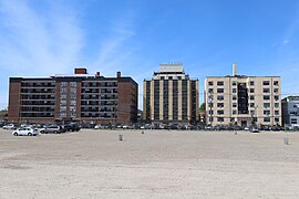 Building on Long Beach boardwalk