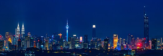 Kl-skyline-at-night-2022.jpg