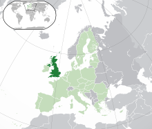 歐洲大陸西北方向的兩個島嶼，其中標示的是較大的島嶼和較小島嶼的東北側。
