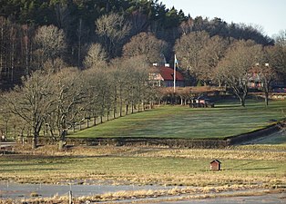 Marieberg sedd från Kyrksjön.