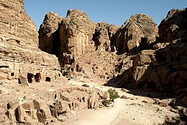 Rock graves