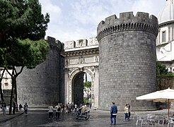 La Porta Capuana a Nàpols