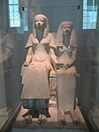 一對夫妻的塑像，公元前1300-1250年。