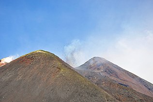 Weak eruptions April 12, 2012