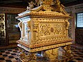 Tomba de marbre amb el cos de la infanta, al cor del Convent de Jesús d'Aveiro