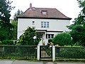 Gartenstadt Hellerau: Einfamilienwohnhaus und Garage (Einzeldenkmal zu ID-Nr. 09210046)