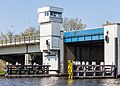 Verkeersbrug (basculebrug/liggerbrug) in de Nije Dyk tussen Joure en Sneek.