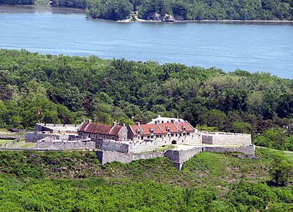 Fort Ticonderoga vist des de Mont Defiance