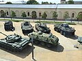 En el sentido de las agujas del reloj: M113, Marder (IFV), Leopard 1, Spähpanzer Luchs, BTR-60, T-72