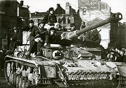 Танк Panzerkampfwagen IV взел участие в боевете за Ниш, при посрещането на завръщащите се от Първата фаза български войски на 2 декември 1944 г. в София.