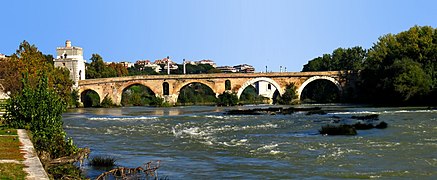 Ponte Milvio ở Rome, Ý