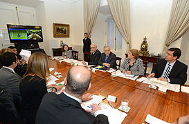 Presidenta Bachelet lideró reunión de emergencia por desastre en Valparaíso 01.JPG