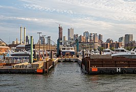 Brooklyn Navy Yard (24286).jpg