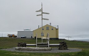 Monumento del círculo polar ártico