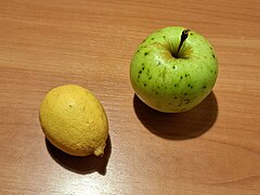 Lemon and apple.jpg