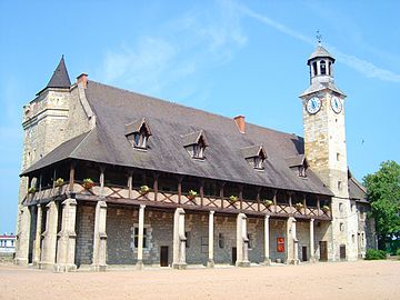 Lo chastèl de Montluçon.